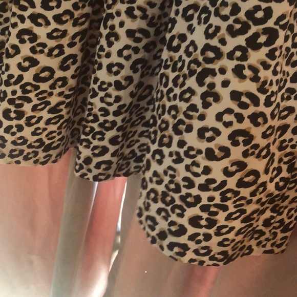 Girl’s leopard print dress - Picture 4 of 5